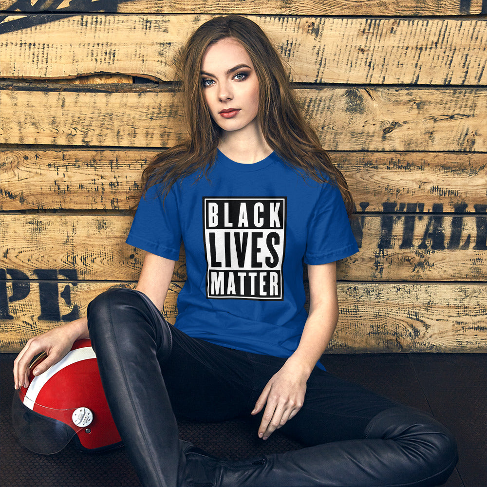Black Lives Matter (b/w) - T-Shirt